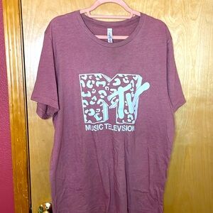 Canvas MTV graphic tshirt short sleeve size XL pink